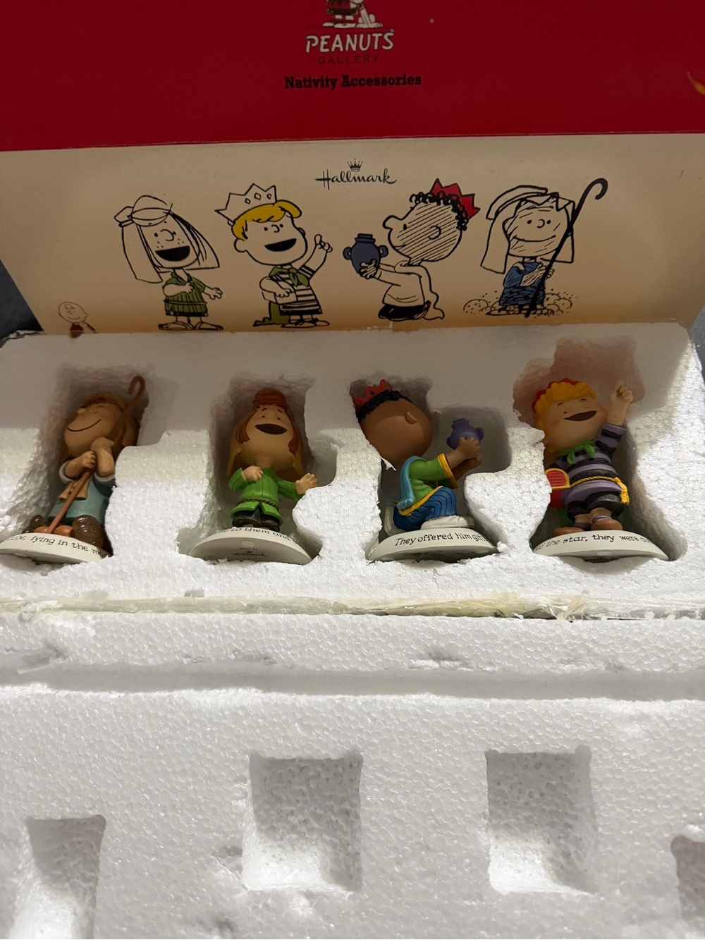 Hallmark Peanuts Gallery Nativity Accessories 4 Figurines Christmas 2014